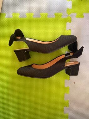 Women's Black Slingback Block Heel Pumps